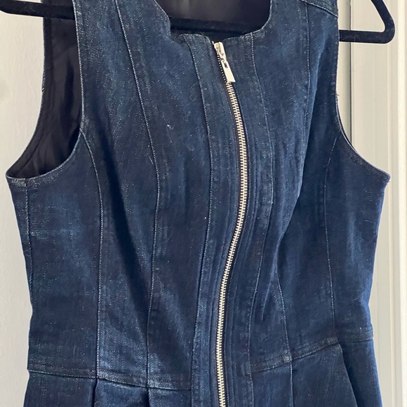 Nanette Lepore Dark Denim Zip Up Vest Size 10 - Picture 6 of 9